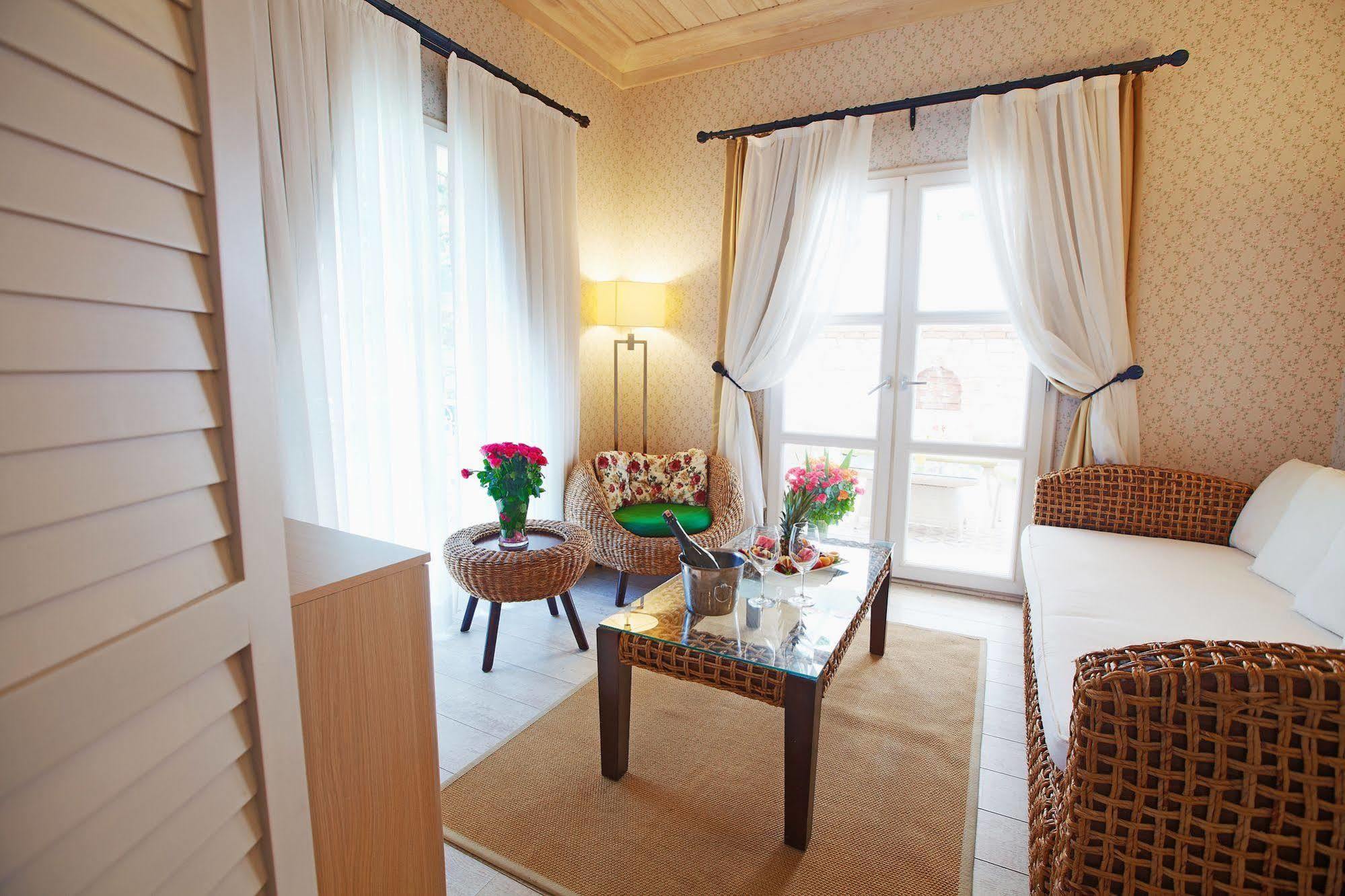Casa Oliva Alacati - Adults Only 14 Plus Εξωτερικό φωτογραφία